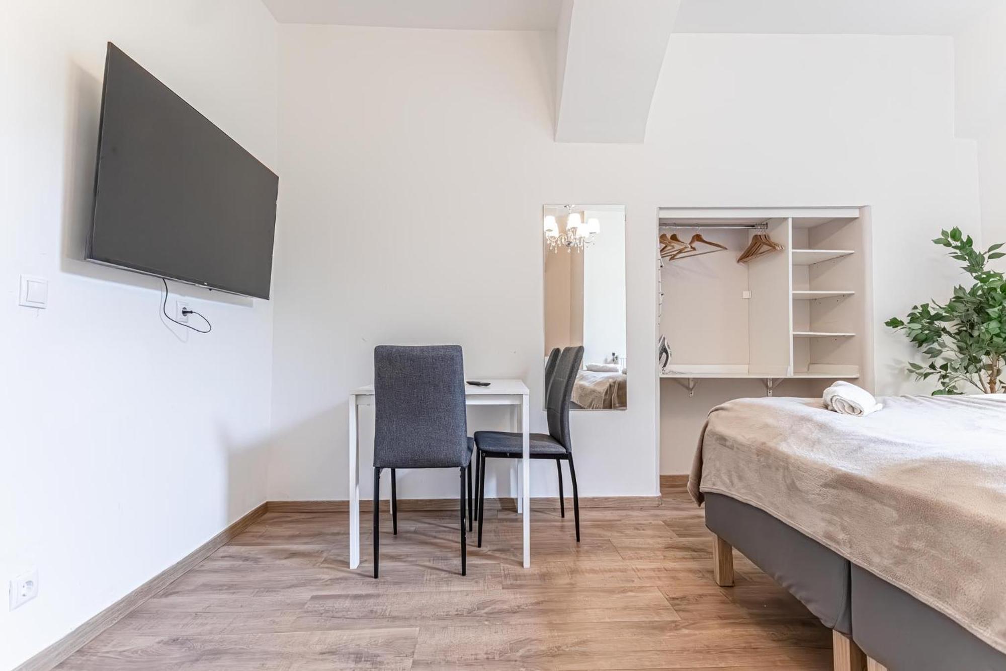 Apartment Trendy Near Westbahnhof With Kitchenette & Smart Tv