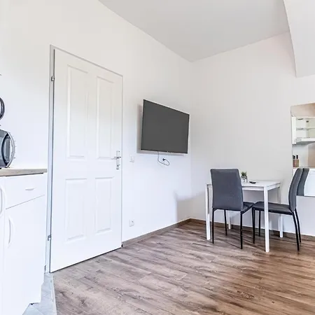 Trendy Studio Near Westbahnhof With Kitchenette & Smart Tv Vienna Exterior photo