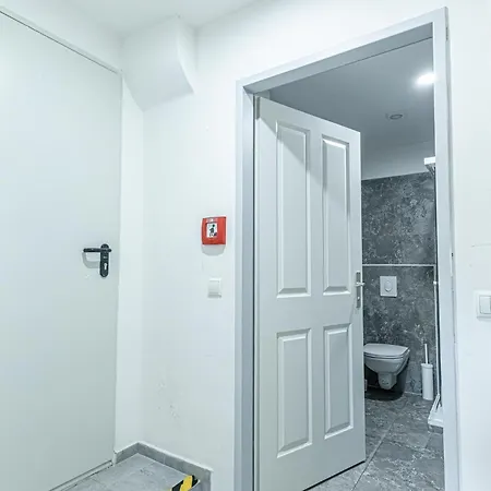 Trendy Studio Near Westbahnhof With Kitchenette & Smart Tv Vienna Exterior photo